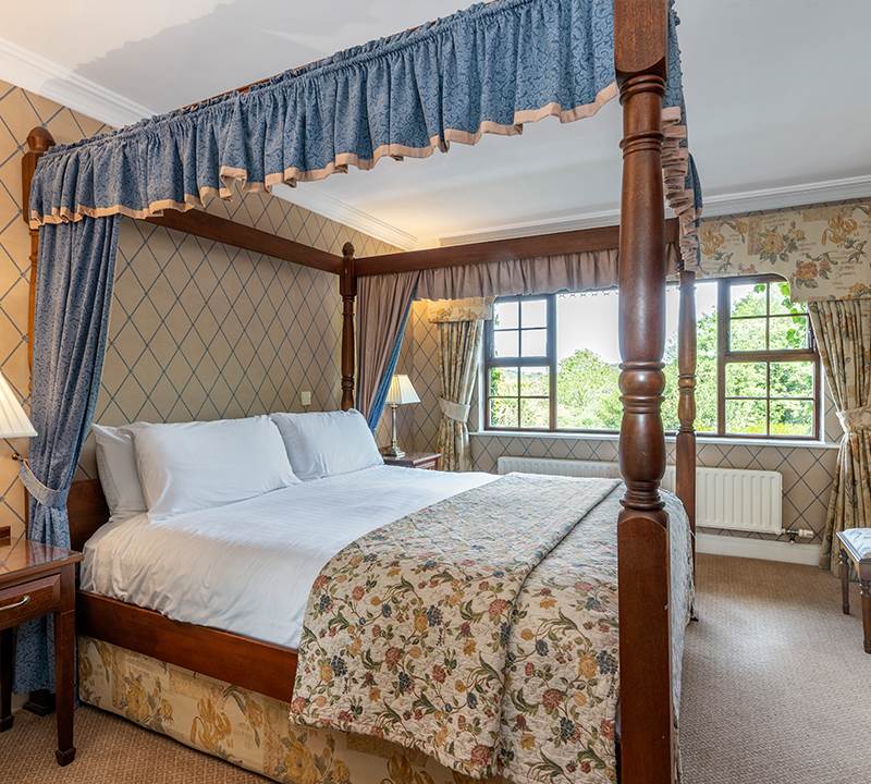 Luxury 4 star Castle Suite in Connemara