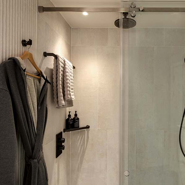 Bankside bathroom shower