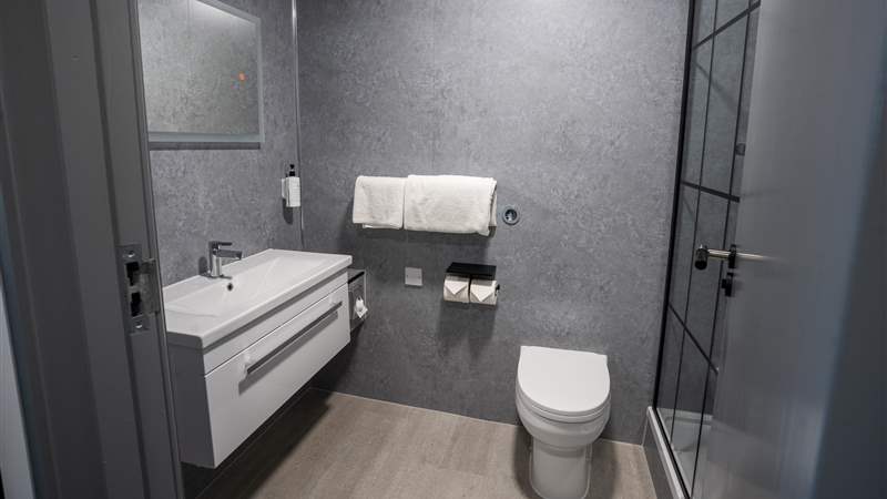 Refurb Standard Double 4