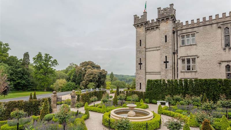 Gallery Hotel In Cavan Ireland Cabra Castle