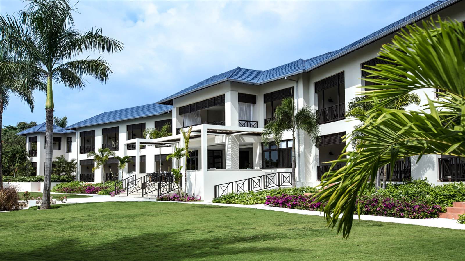 JUNE PASCOCELLO CLIFF HOTEL JAMAICA 19