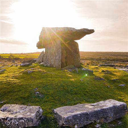 POULNABRONE DOLMEN