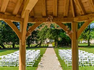Outdoor Wedding Ceremony in Hertfordshire, UK