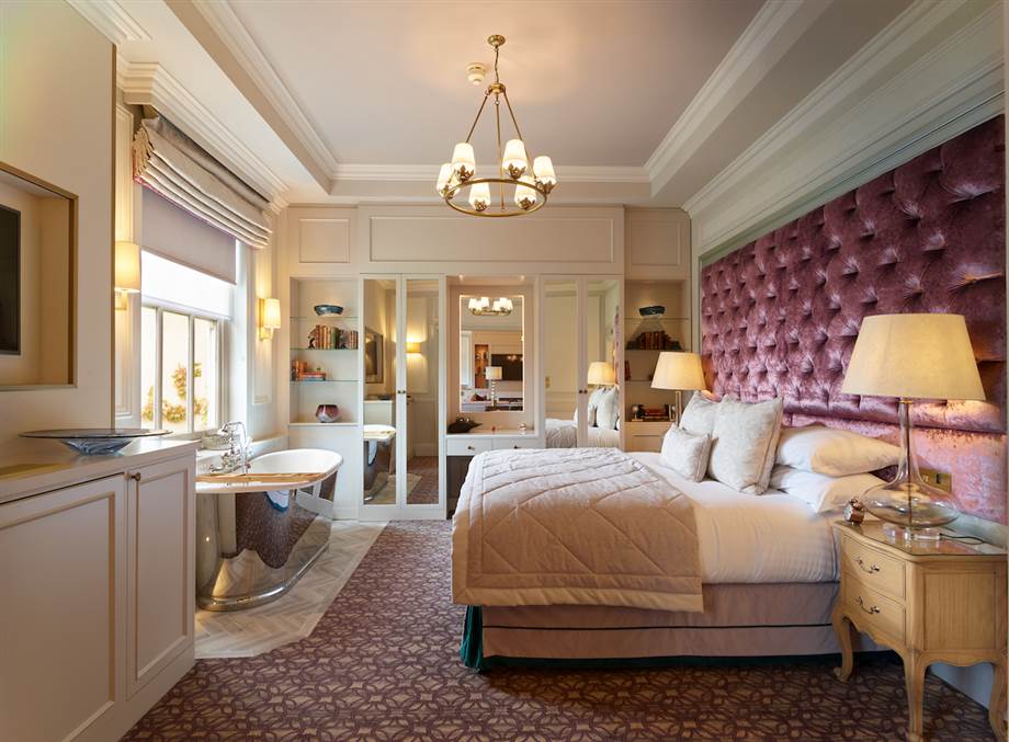 Luxury Suites in Essex - Master Suite at Down Hall