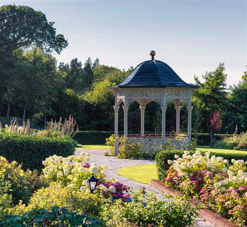 Glenlo Abbey gardens