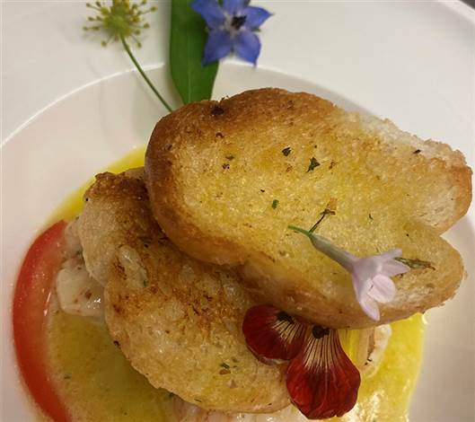 Prawns in Garlic, Garlic Bread Starter