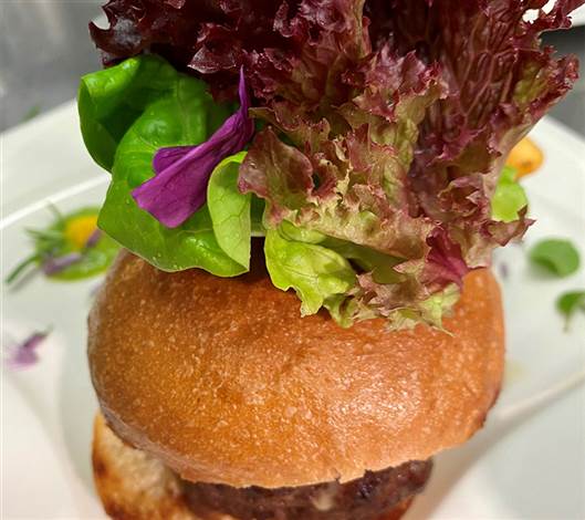 Rolfs 8oz Beef Burger