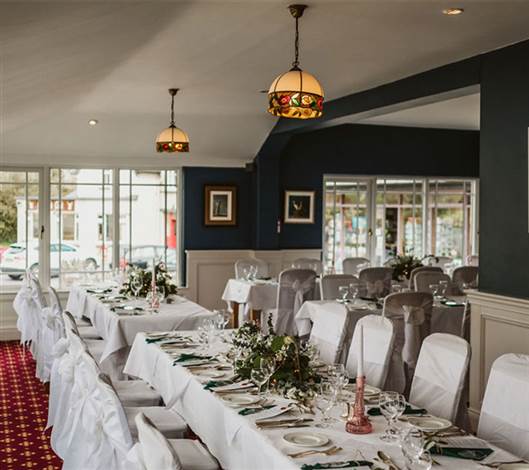 Restaurant Wedding
