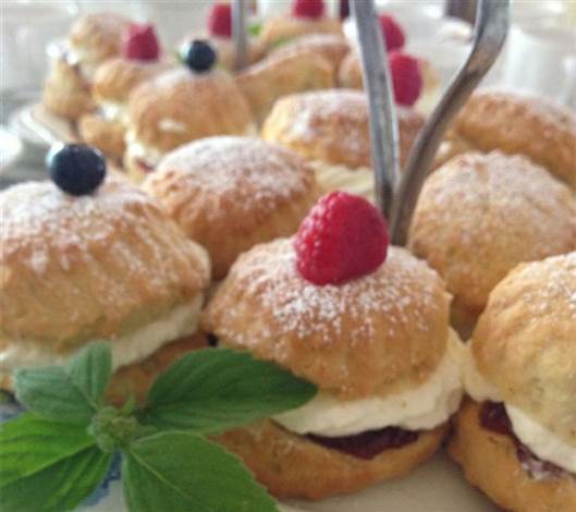 Scones Vintage Plate