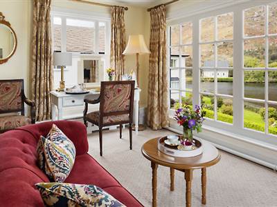 Superior Lake View Room by Moohi 6 3 1