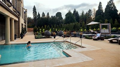 Outdoor Hydrotherapy Pool