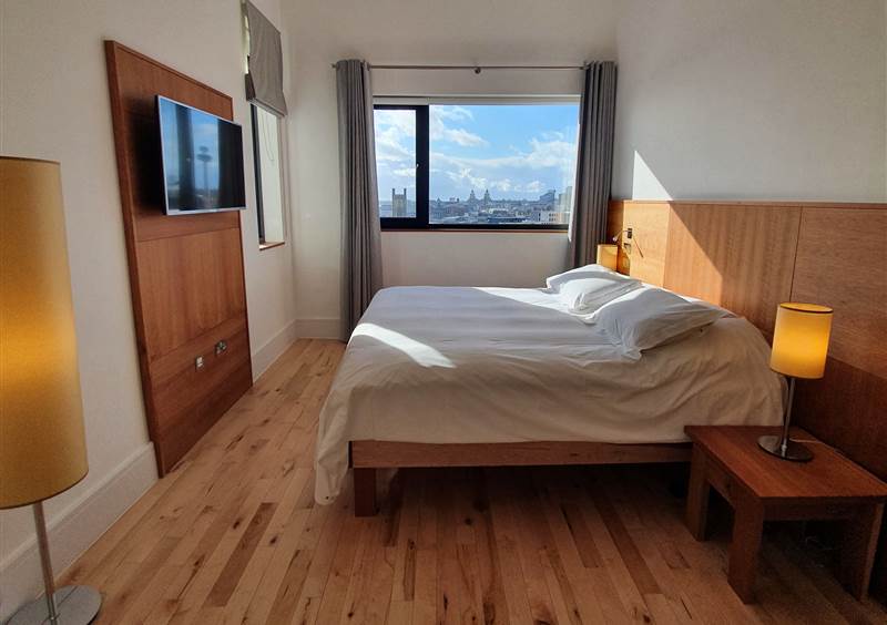 Hot Tub Hotel Liverpool Rooftop Pool Liverpool