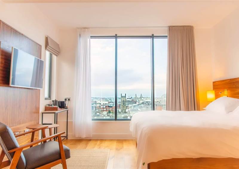 Liverpool Hotel with Hot Tub Rooftop Pool Liverpool