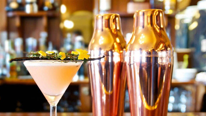 'cocktail bar mayo