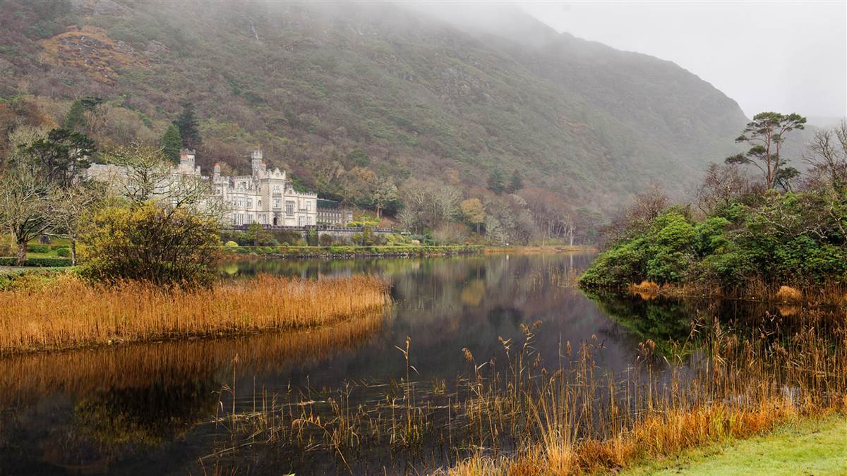 Kylemore Abbey in the Autumn