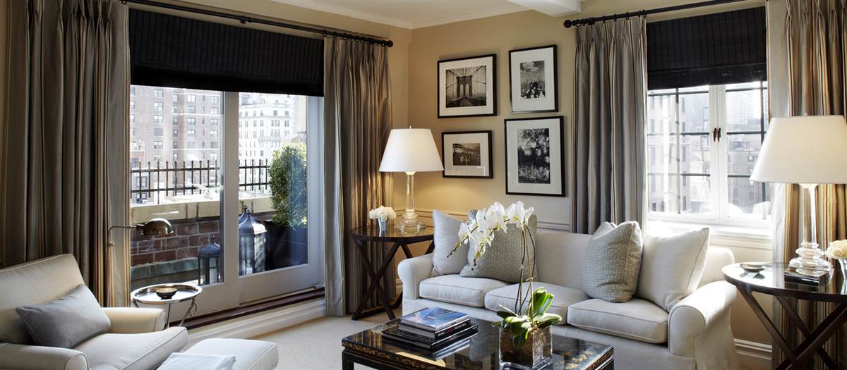 Manhattan Suite Living Room