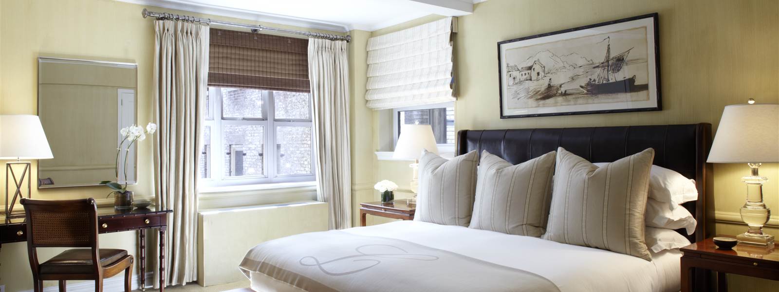 #1 Hotel Luxury Room in Manhattan - Lowell Suite Bedroom
