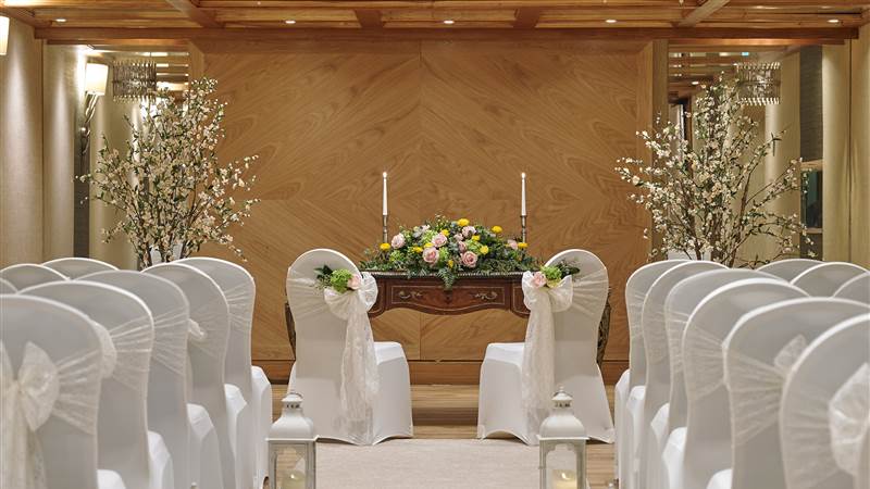 Luxury wedding venue in Belfast at The Malone