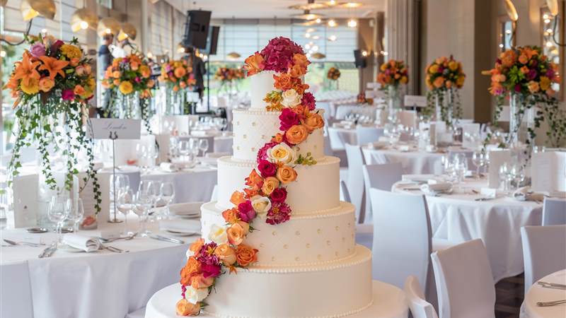 Amazing tiered wedding cakes at Hotel Metropole Geneva