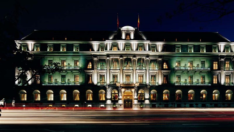 Exterior of Hotel Metropole Geneva at night