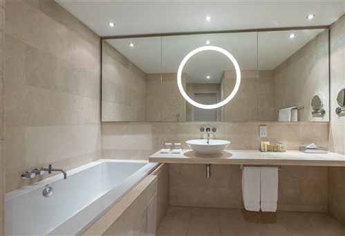 Junior Suite Bathroom