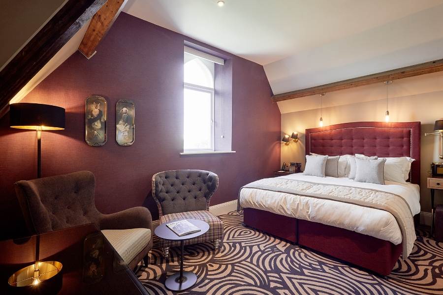 Luxury Hotel Rooms with Modern Amenities in Cheadle, Manchester