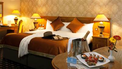 Deluxe Room in 4 Star hotel in GALWAY CITY from €180 per room. Park House Hotel