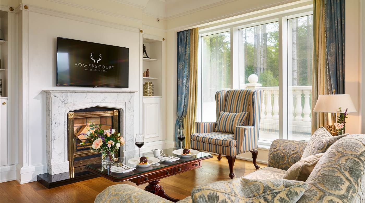 Powerscourt Suites 𝗙𝗿𝗼𝗺 €𝟵𝟮𝟮 𝗽𝗲𝗿 𝗿𝗼𝗼𝗺