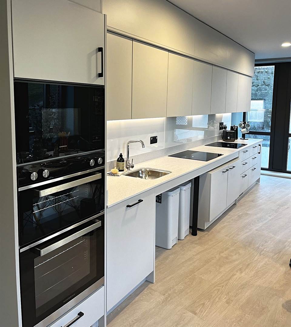 Kitchen 2 compressed 1
