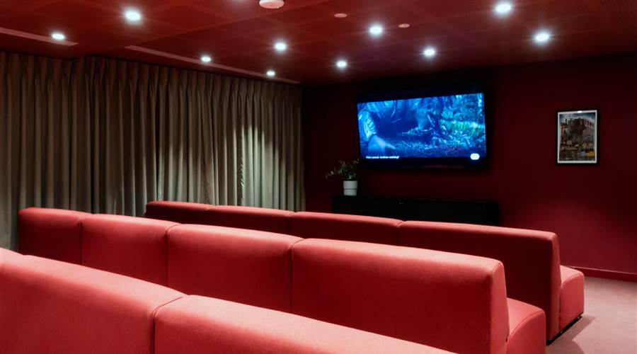 Queen Street Place Cinema room
