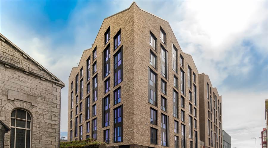 Queen Street Place Exterior