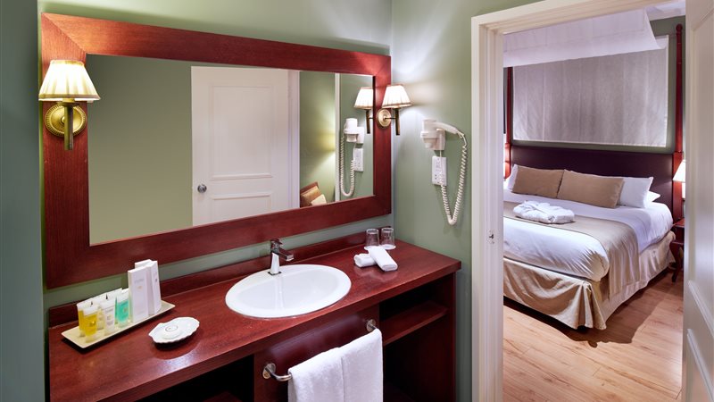 Luxury suites in Gibraltar - UK Suites