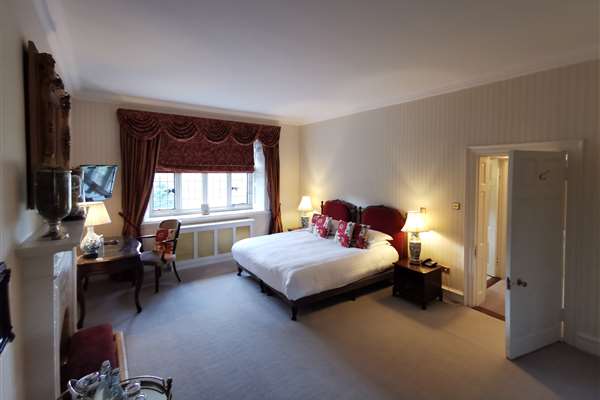 Castle Accommodation Suites in Waterford | Rich in history & style