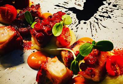 Dining 18
