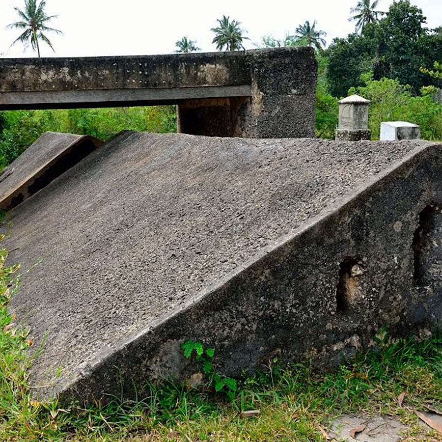 Mangapwani Slave Chamber Ycona Luxury Resort