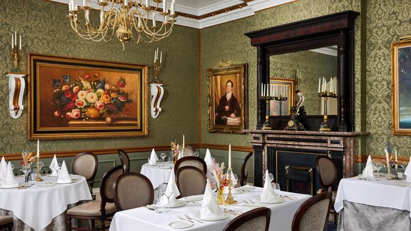 One Night's Dinner & Bed & Full Irish Breakfast 